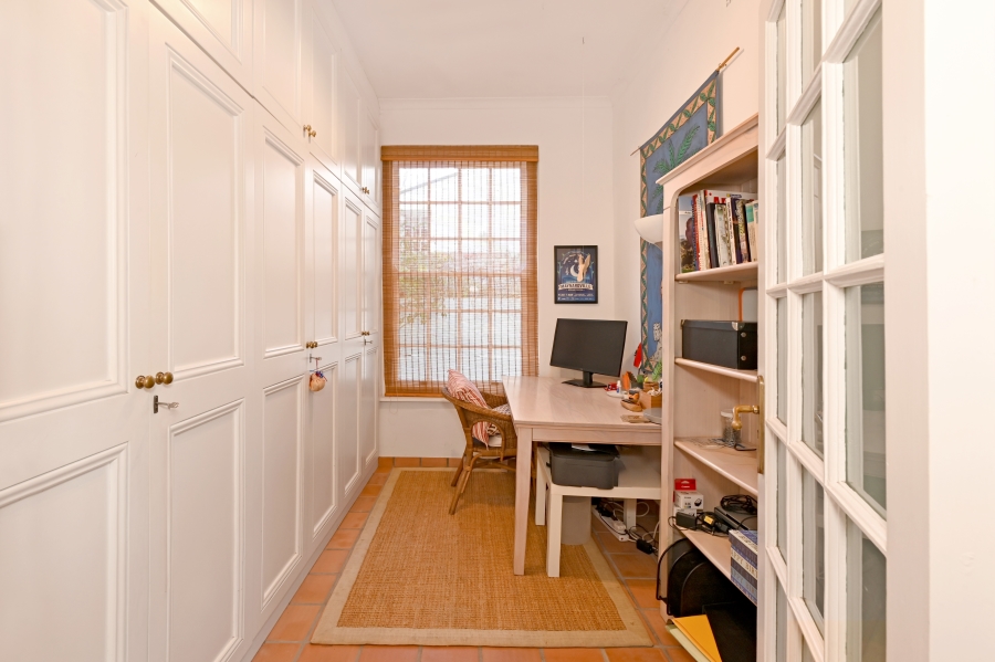 2 Bedroom Property for Sale in Newlands Western Cape